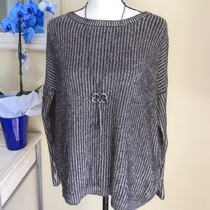 Forever 21 black knitted sweater - S